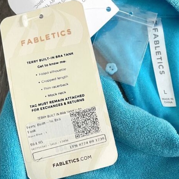 NWT Fabletics Terry Built In Bra Tank in Aqua Blue Large - Picture 5 of 5